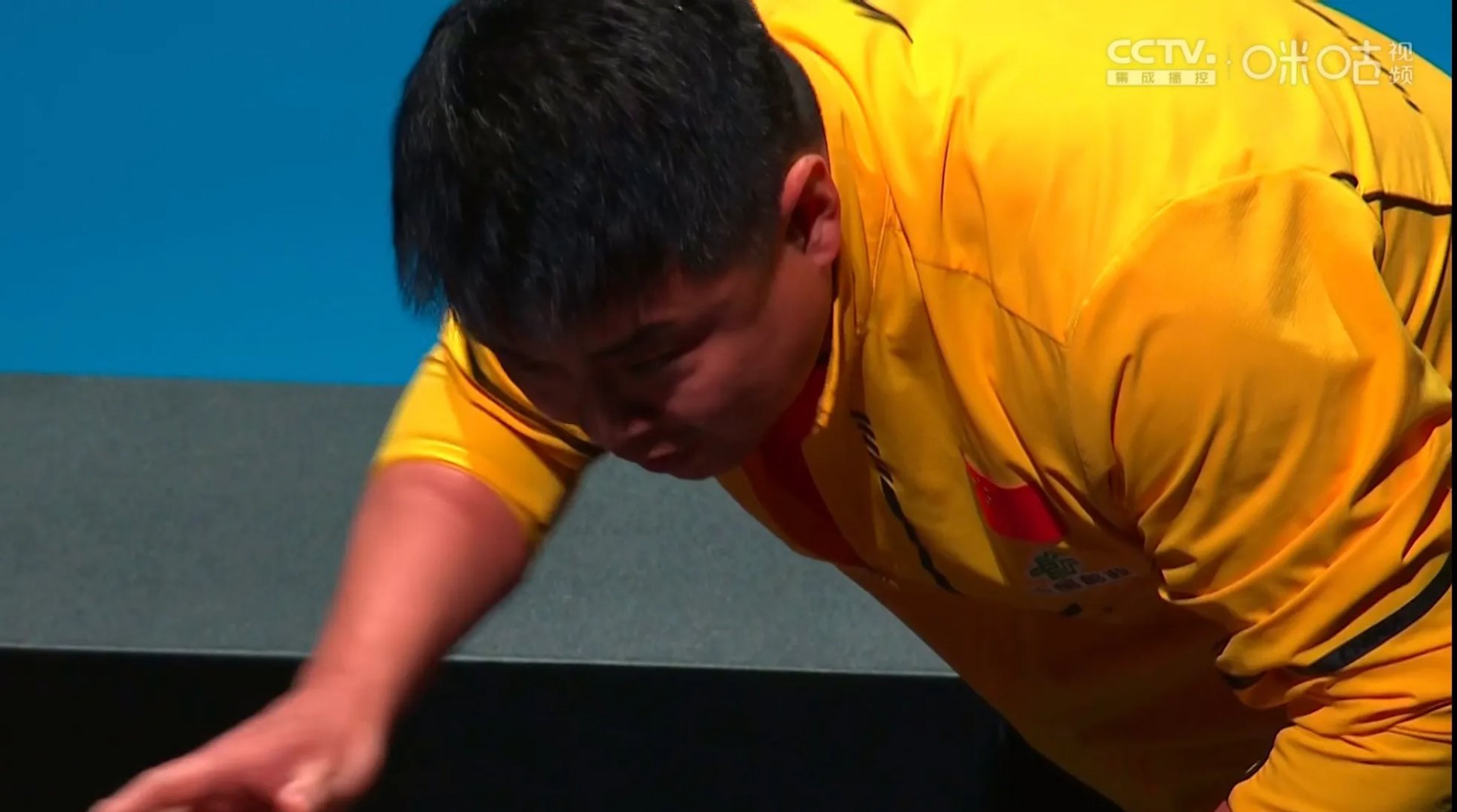 比利时乒乓球队碾压波兰乒乓球队,王皓制霸全场 比利时乒乓球队碾压波兰乒乓球队,王皓制霸全场