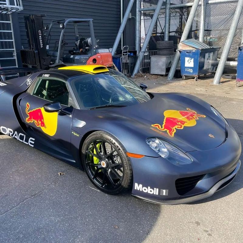 包含红牛车队翻盘梅赛德斯，佩雷兹惊艳四座的词条