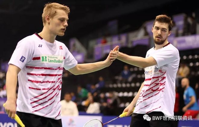 丹麦队鏖战法国队，郑思维扛起全队