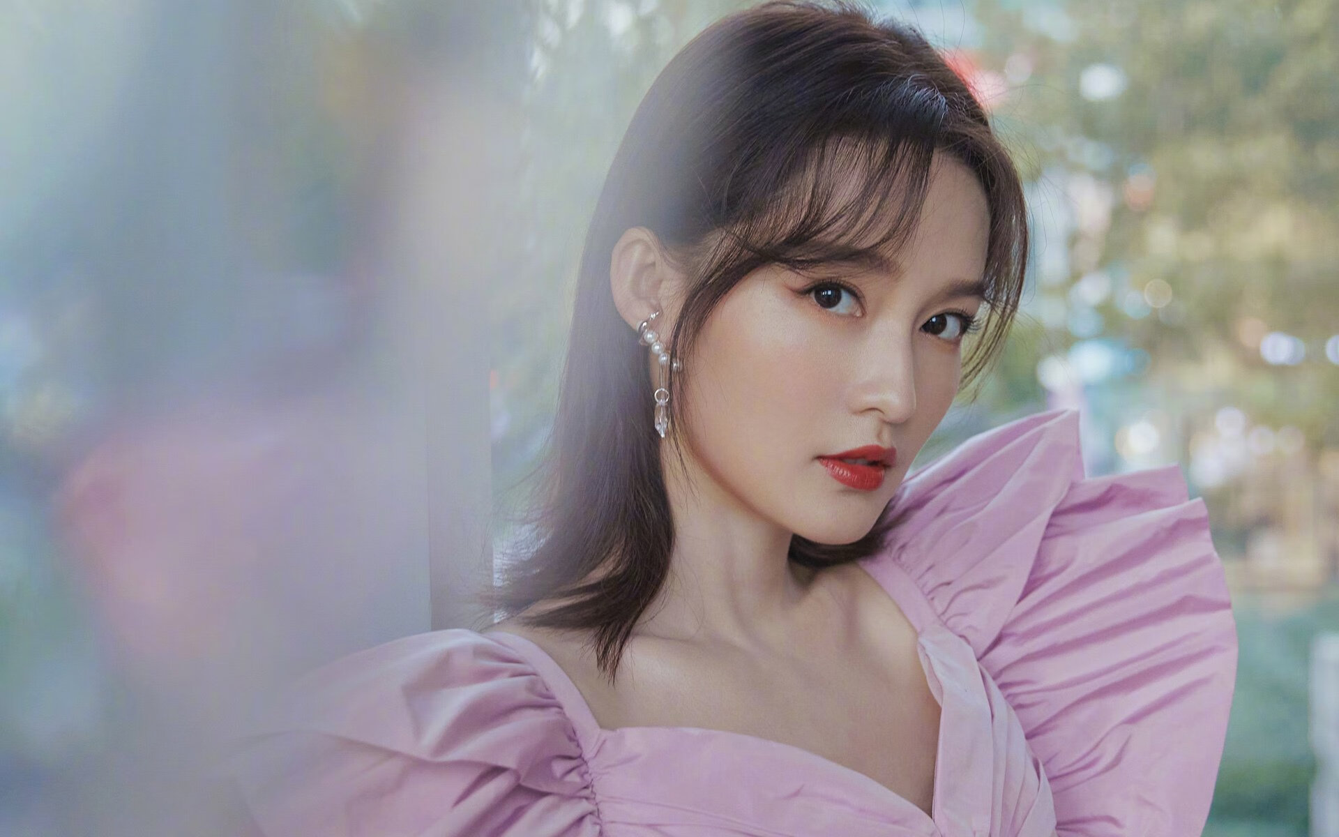 数据爆炸之夜，莱奥用全能神迹点亮德甲争冠星空