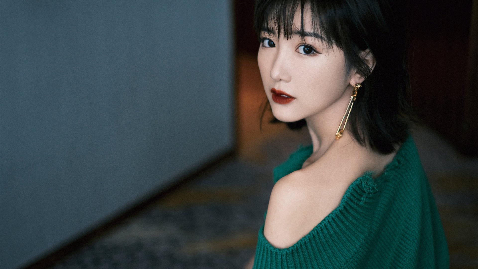 法比尼奥一锤定音定江山,曼联如潮攻势全面压制伊拉克